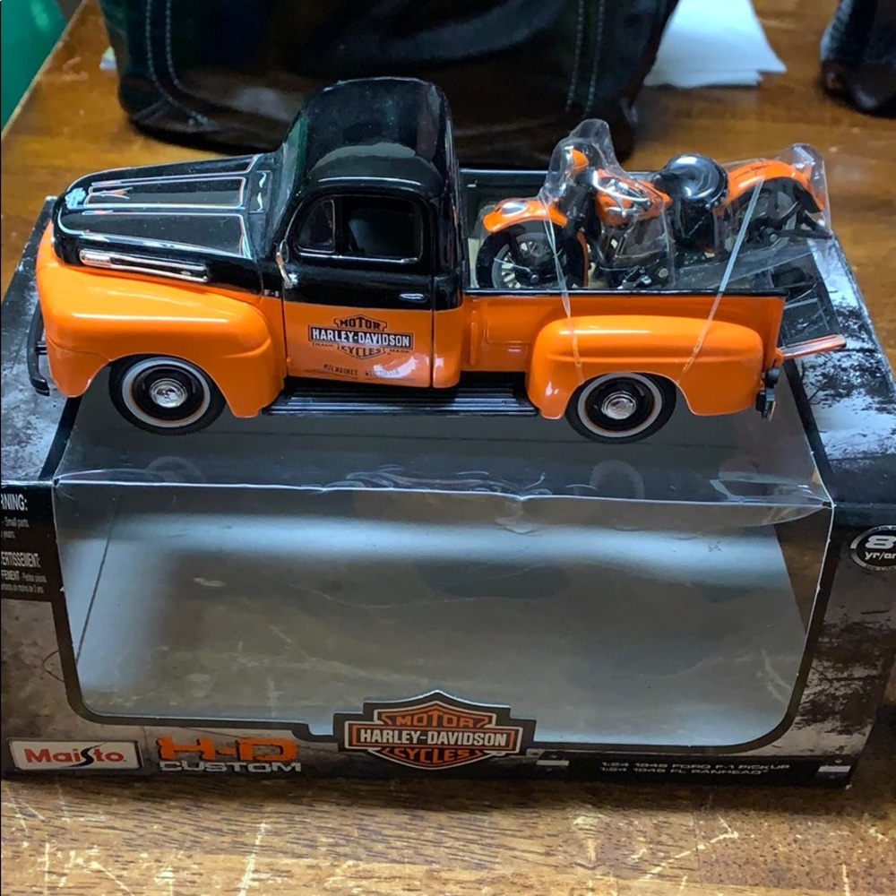 Harley Davidson keepsakes